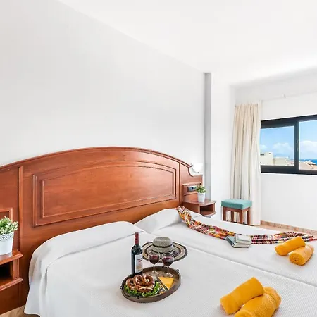 아파트 Aparthotel Tropical Sun Property *