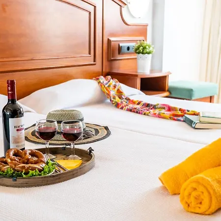 Aparthotel Tropical Sun Property 아파트 *